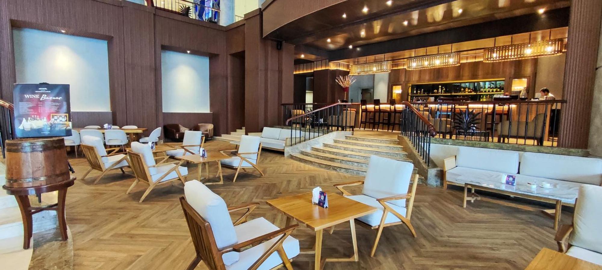 Mangkuluhur Artotel Suites Yakarta Exterior foto