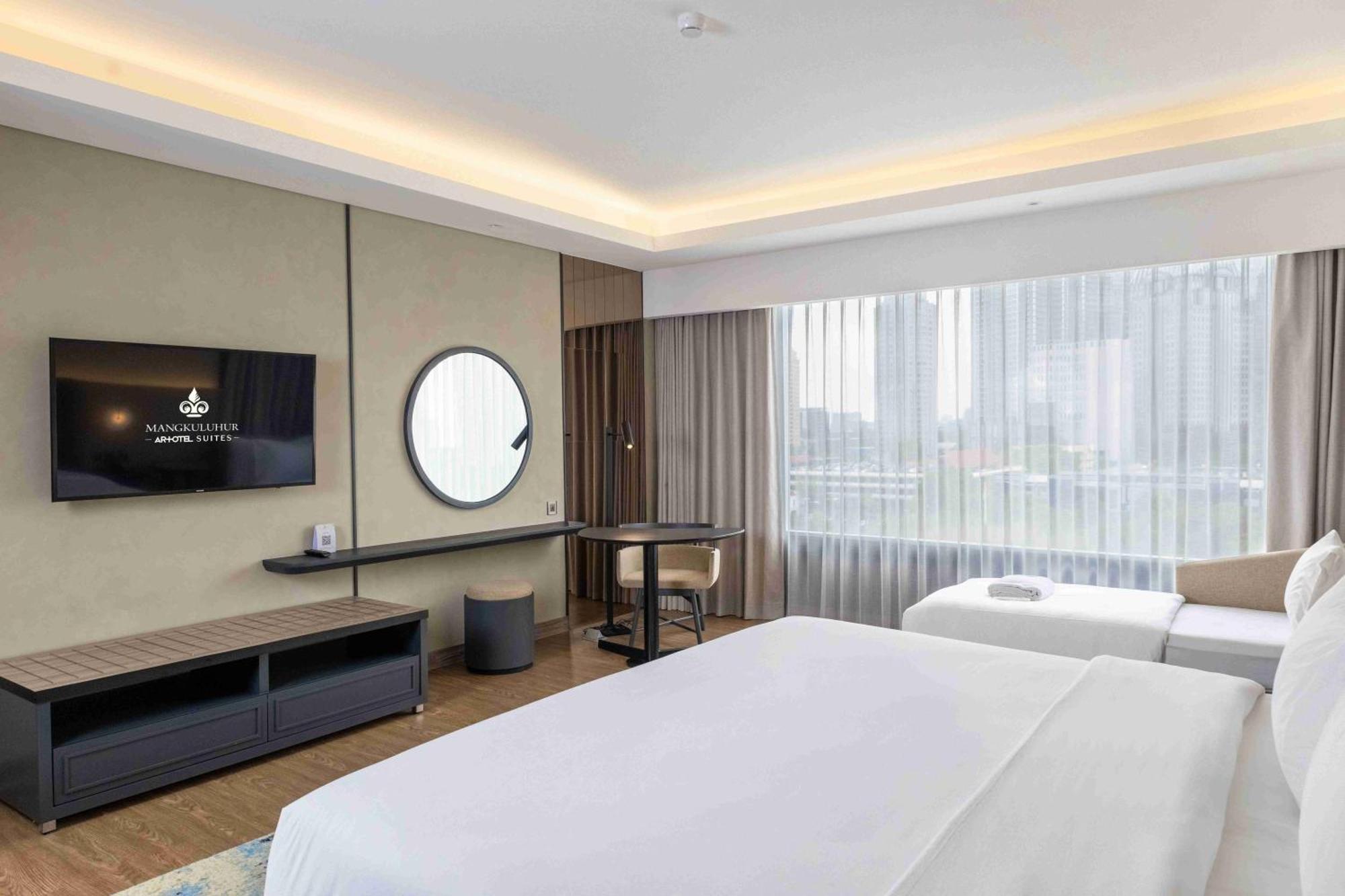Mangkuluhur Artotel Suites Yakarta Exterior foto